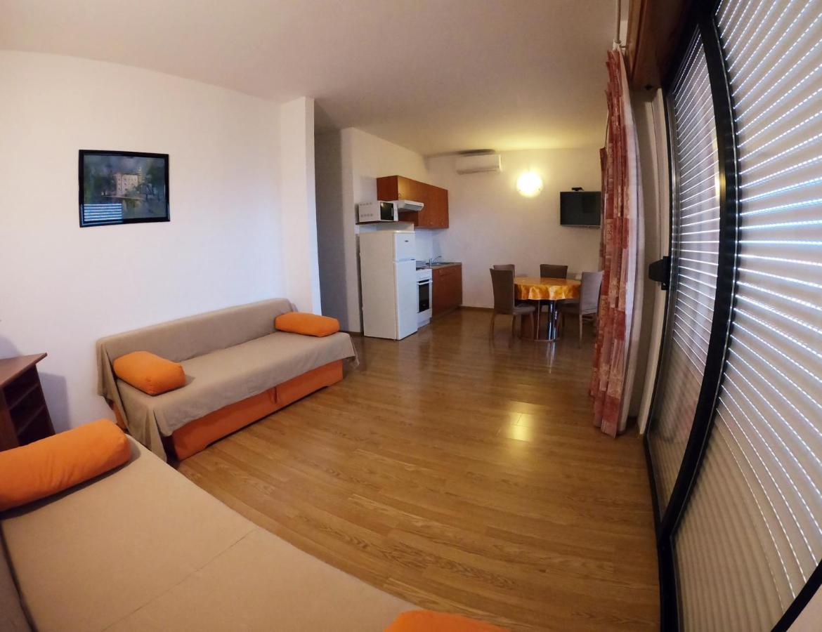 Apartments Adriatic 3 Selce Ngoại thất bức ảnh